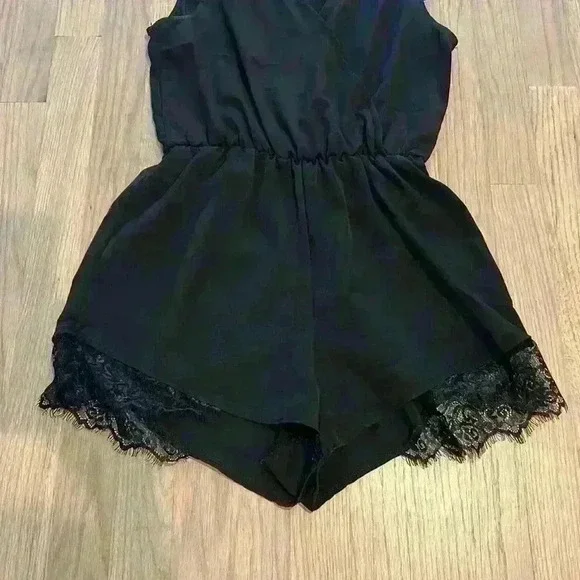 UO Kimchi Blue Lace Trim Romper - Picture 3 of 6